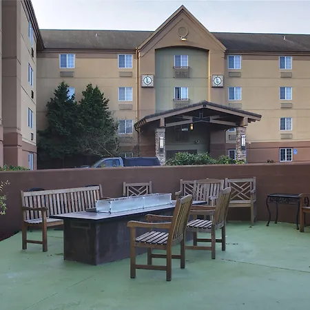Larkspur Landing Extended Stay Suites Hillsboro-2
