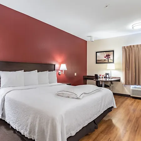 Red Roof Inn Plus Austin South - Airport-2
