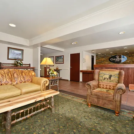 Clubhouse Inn-2