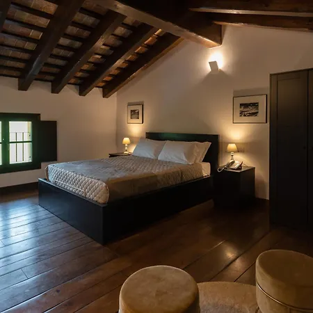 Al Pompiere - Wine And Rooms-3