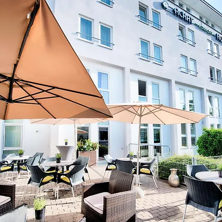 ACHAT Hotel Hockenheim-2