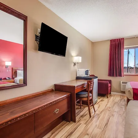 Econo Lodge Shelbyville-2