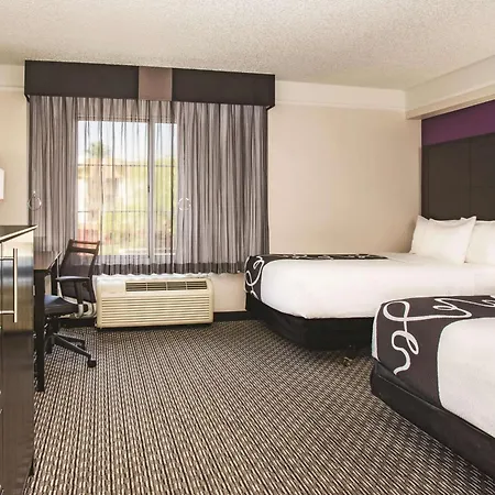 La Quinta By Wyndham Las Vegas Summerlin Tech-3