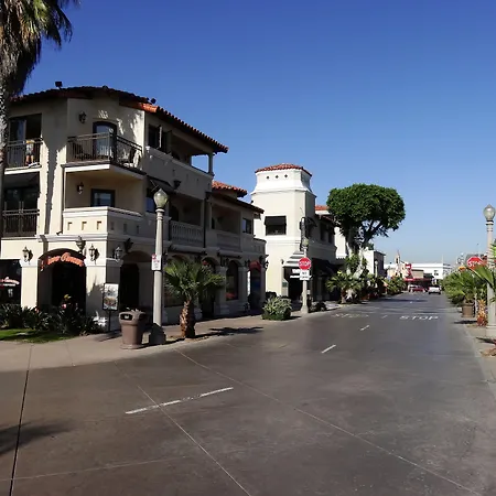 Balboa Inn, On The Beach At Newport-3