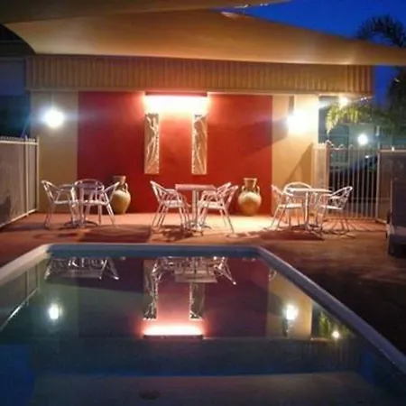 Desert Sand Motor Inn-2