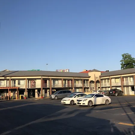 Super 8 By Wyndham San Antonio Pearl District Downtown-3