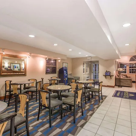 Baymont Inn & Suites By Wyndham Anchorage Airport-2