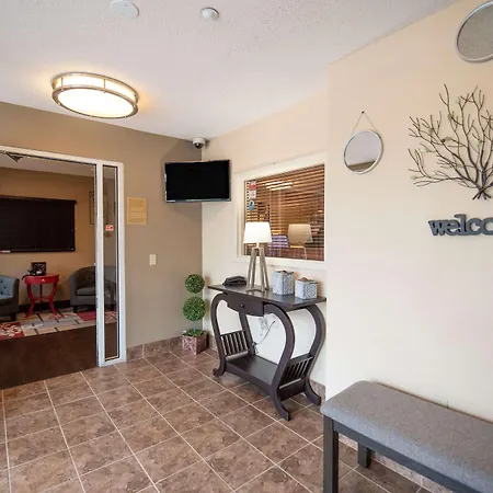 Sonesta Simply Suites Naperville Warrenville-2