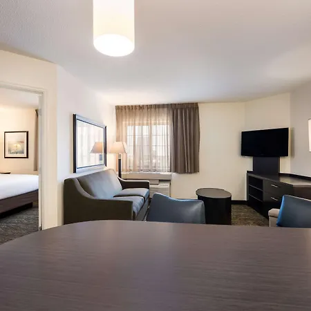 Sonesta Simply Suites Naperville Warrenville-3