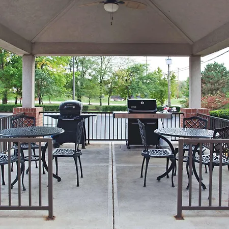 Sonesta Simply Suites Columbus Airport Gahanna-3