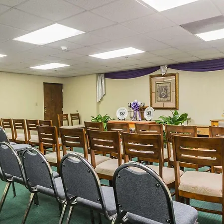 Quality Inn & Suites North Montgomery-3
