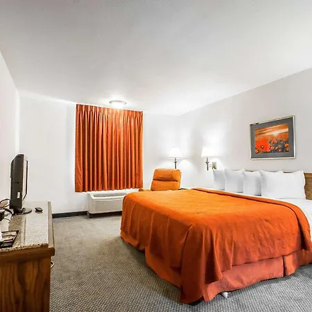 Quality Inn & Suites North-3