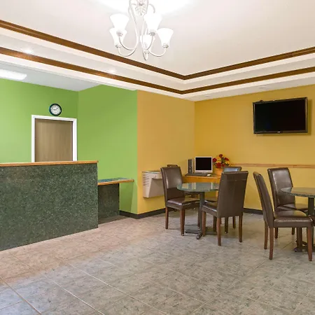 Days Inn By Wyndham Butler-2