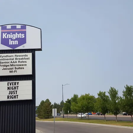 Knights Inn Lethbridge-2