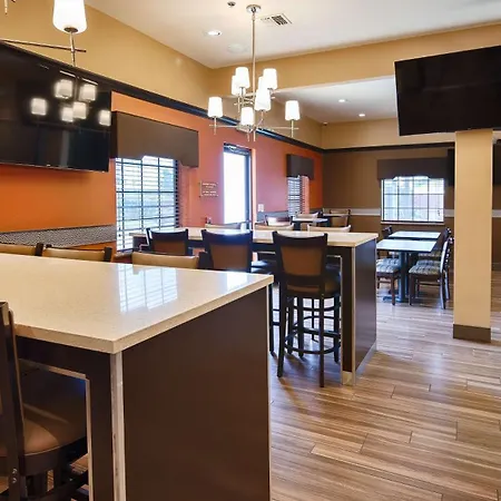 Best Western Plus Edinburg Inn & Suites-2