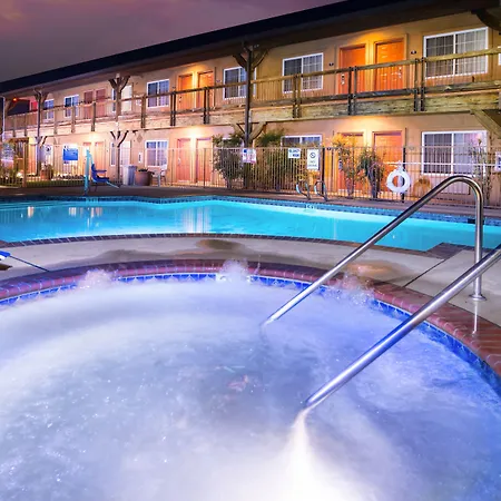 Days Inn By Wyndham Lebec-3
