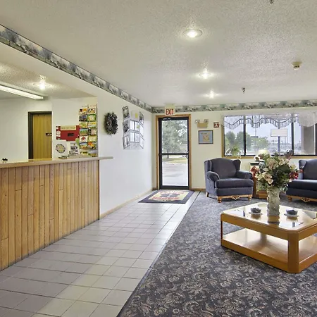Super 8 By Wyndham Ankeny/Des Moines Area-3