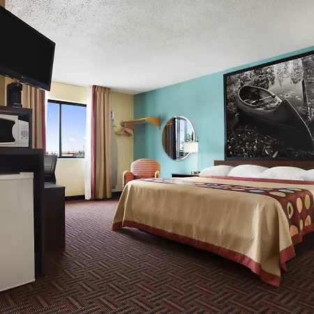 Super 8 By Wyndham Marion-2