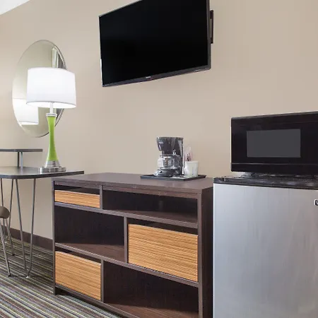 Super 8 By Wyndham Columbus Airport-2