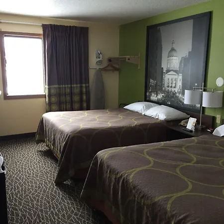 Super 8 By Wyndham Muncie/Ball St. College Area-2