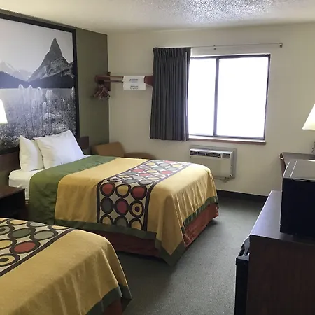 Super 8 By Wyndham Livingston Yellowstone-2