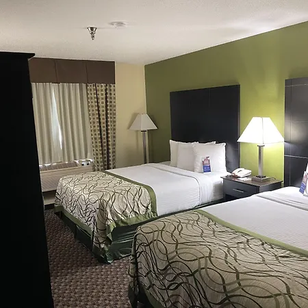 Baymont By Wyndham Holland-2