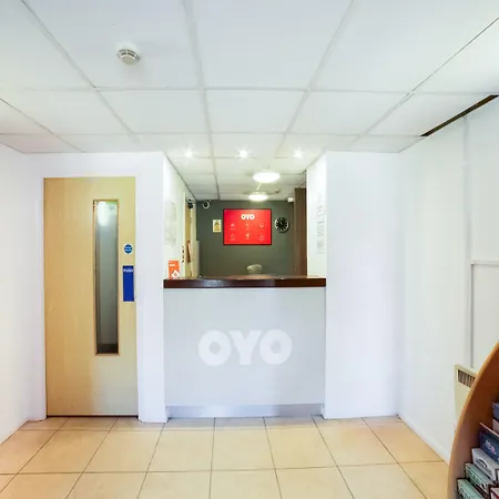 Oyo Sunrise Hotel, A46 N Leicester-3