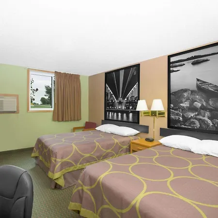Super 8 By Wyndham Worthington Minnesota-3