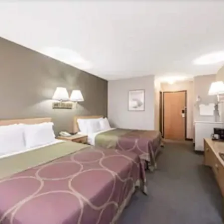 Super 8 By Wyndham Bernalillo-3