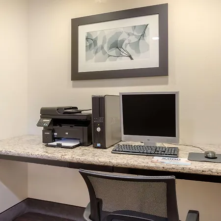 Best Western Plus Lonoke Hotel-3