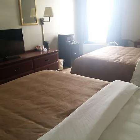 Quality Inn & Suites Schoharie Near Howe Caverns-2