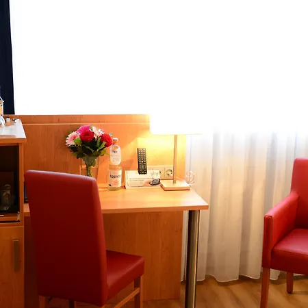 Hotel National Düsseldorf (Superior)-2