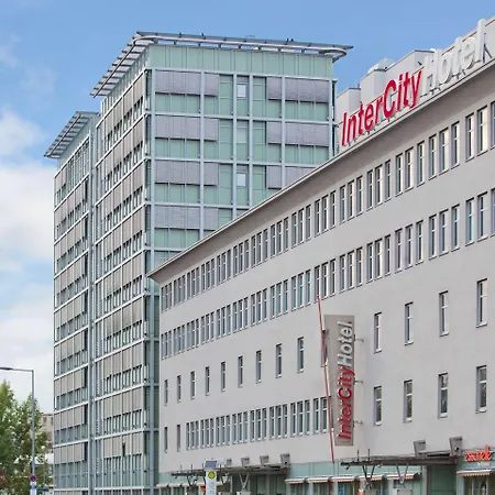 Intercityhotel Berlin Ostbahnhof-3