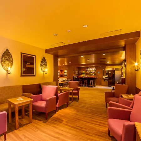 Dominik Alpine City Wellness Hotel Brixen - Adults Only-3