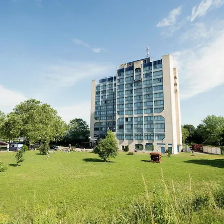 Carathotel Basel/Weil Am Rhein-2