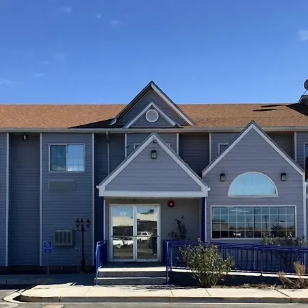 Quality Inn & Suites Near Nas Fallon-3