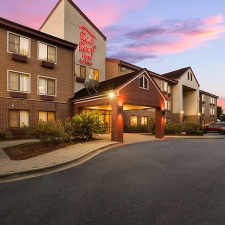 Red Roof Inn & Suites Savannah Airport-3