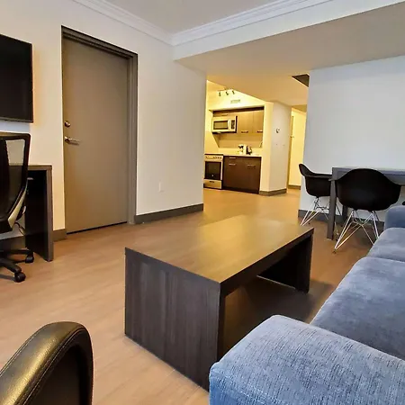 Super 8 By Wyndham Macleod Trail Calgary-2