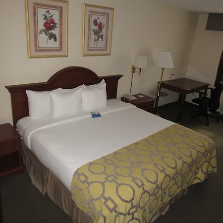 Baymont By Wyndham Freeport-3