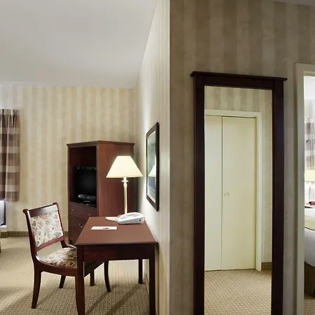 Ramada By Wyndham St. John'S-2
