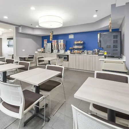 Microtel Inn & Suites By Wyndham Bethel/Danbury-2