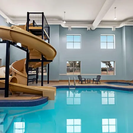 Wingate By Wyndham Lethbridge-3