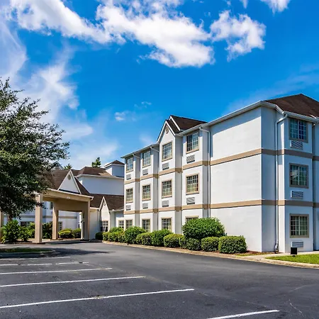 Red Roof Inn Plus+ & Suites Savannah - I-95-2