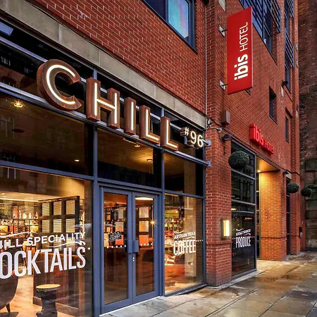 Ibis Manchester Centre 96 Portland Street-3