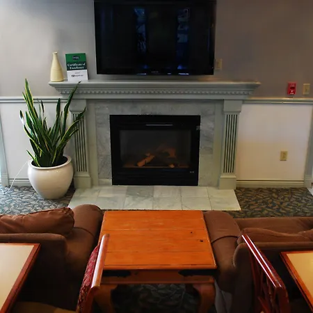 Cresthill Suites Syracuse-2