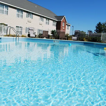 Cresthill Suites Syracuse-3