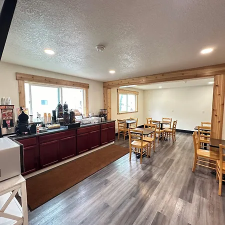 Super 8 By Wyndham Arcata-2