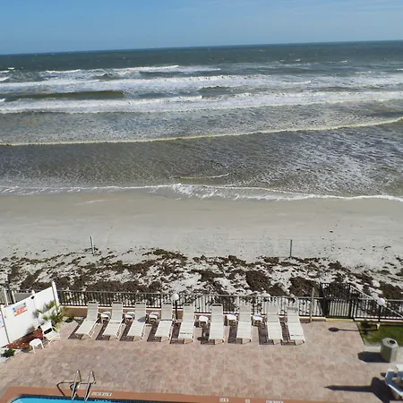 Beachside Hotel-2
