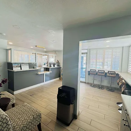 Surestay By Best Western Fresno Central-2