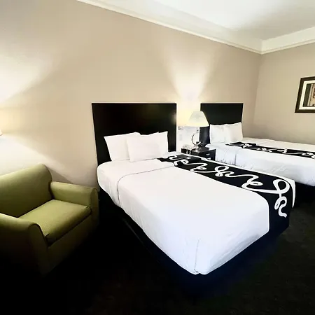 La Quinta Inn & Suites By Wyndham Pharr Rgv Medical Center-3